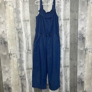 CAT and Jack girls chambray blue romper. Ruffle neckline. Elastic waist.‎ Large